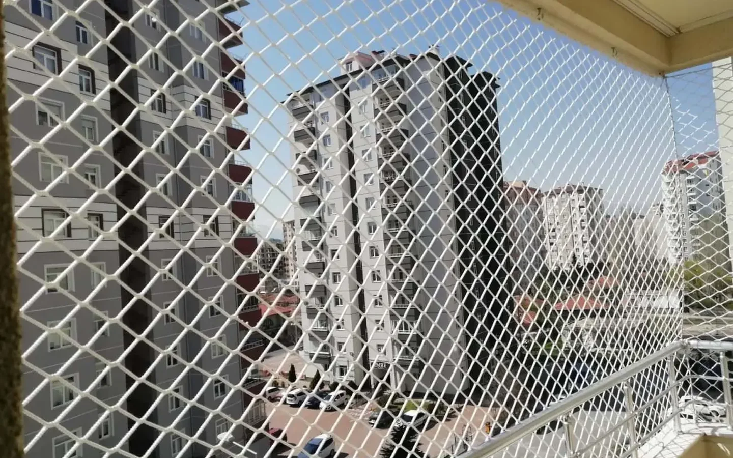 Balkon Kedi Filesi hizmeti